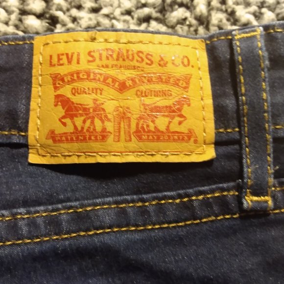 Levis Strauss Jean femme taille 28 - Picture 5 of 5